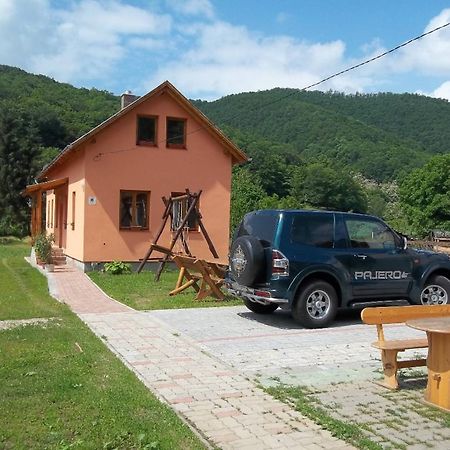 Hotel Szikla Vendeghaz Istenmezeje Exterior foto